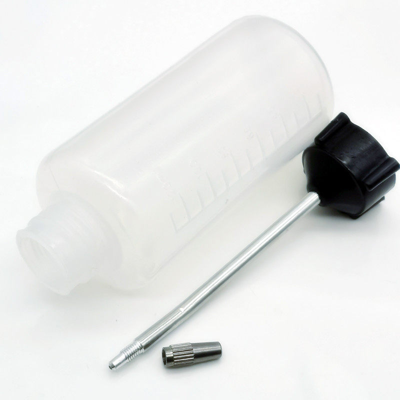 Бесплатная доставка маленькой масленки для швейной машины, импортной масленки, инструмента для смазки электроинструментов, велосипедов и бытовой техники