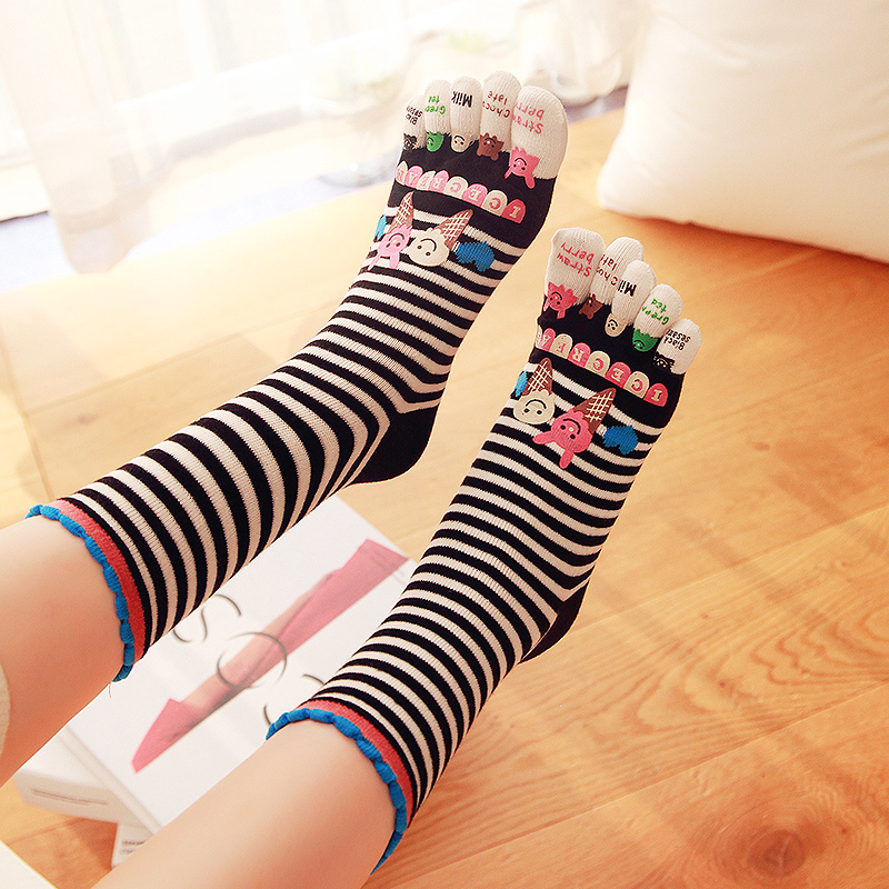 Women's Mid-Calf Full Cotton Striped Cute Cartoon Five Toe Socks Seamless Toe Design