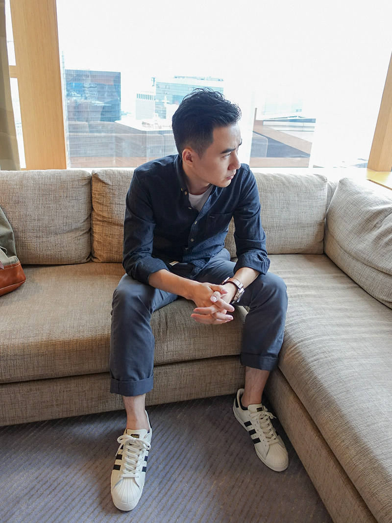 Осенняя оригинальная мужская рубашка с длинным рукавом слим-фит в стиле Юй Вэньлэ, темно-синяя, чистый хлопок, повседневная молодежная рубашка