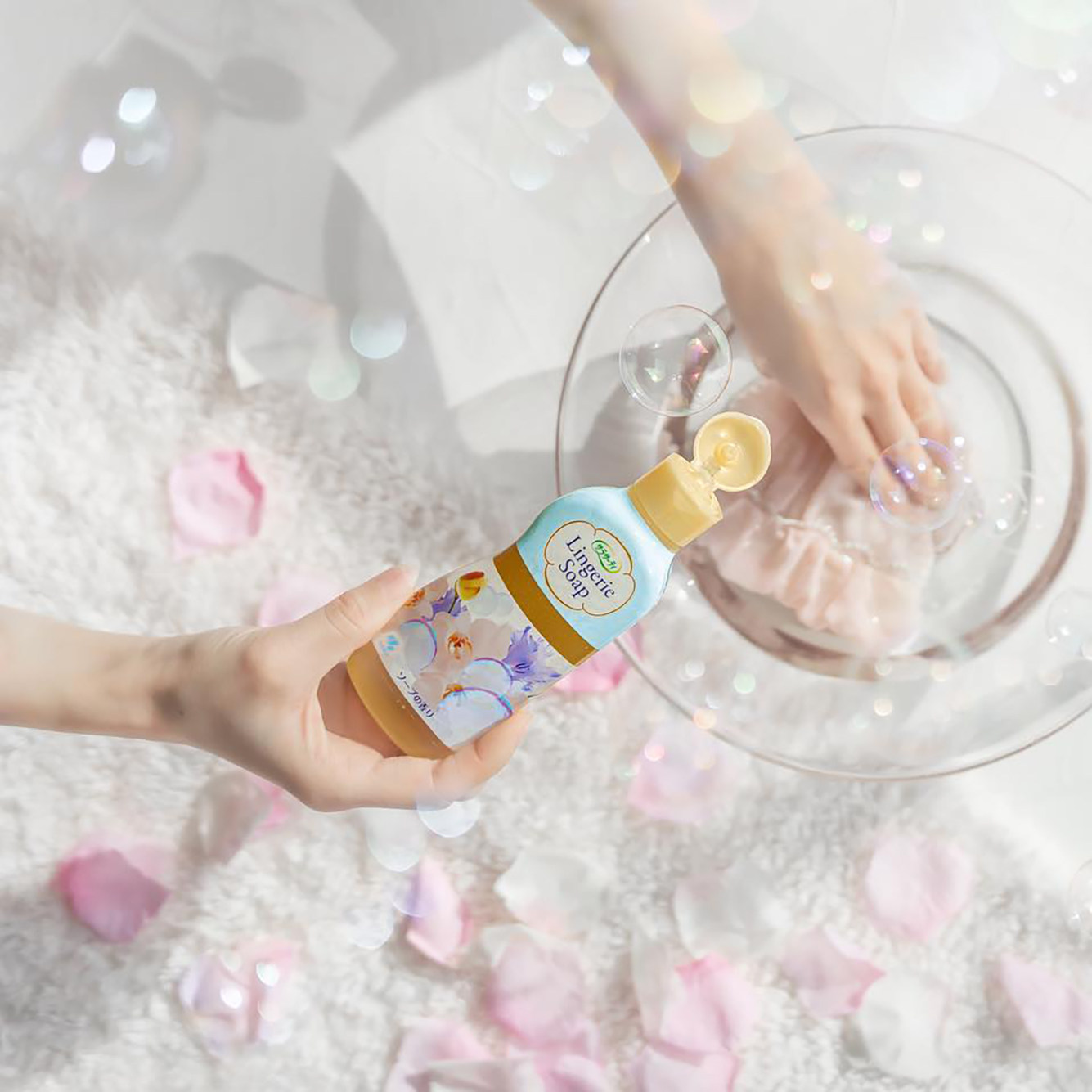 Женское средство для стирки периода менструации от Kobayashi Pharmaceutical из Японии, моющее средство для нижнего белья с удалением пятен крови