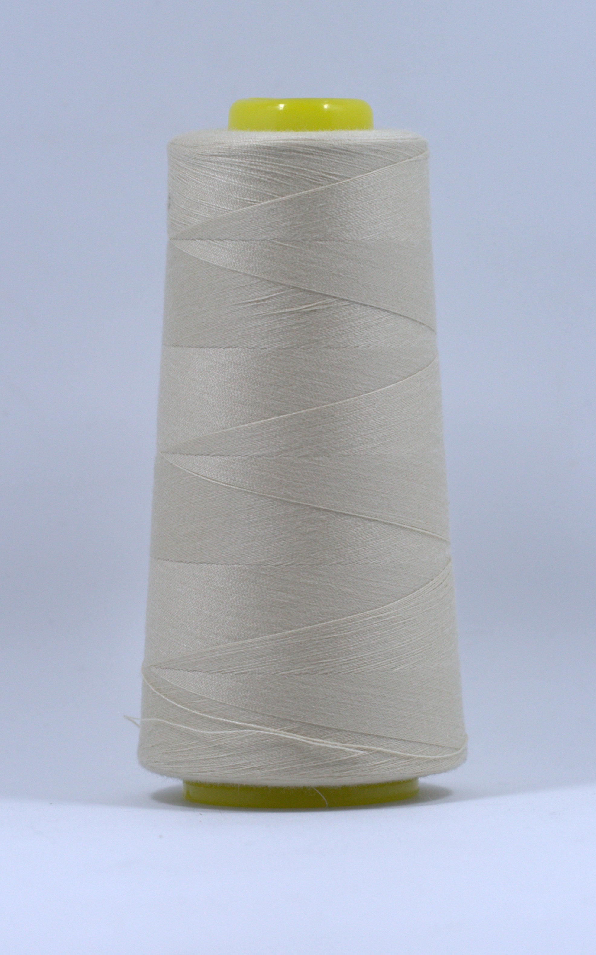 Швейная нить марки Лиулин, бежевая 40s/2, 3000 ярдов, высокоскоростная полиэстеровая нить, бесплатная доставка при заказе от 30 юаней