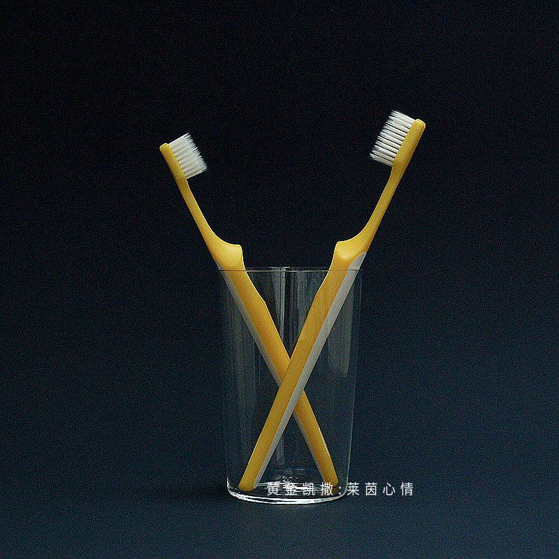 В наличии Шведская зубная щетка TePe с двойным слоем мягкой щетины Стандартная головка\Малая головка\Одиночная головка\Для пародонта\Послеоперационная зубная щетка\Скребок для языка