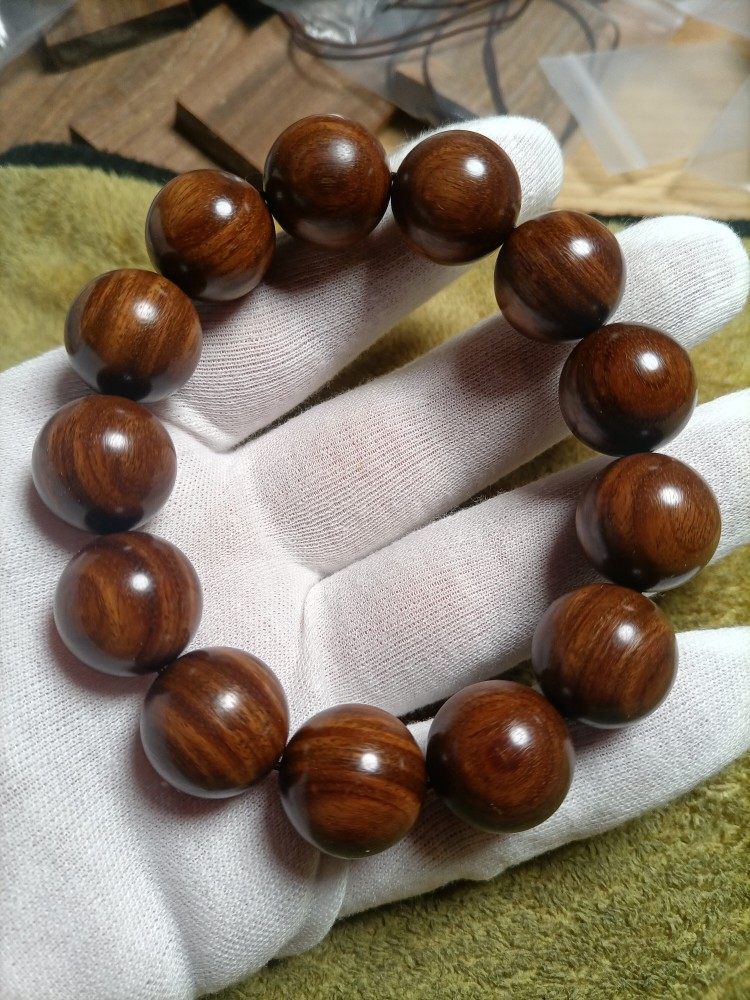 Браслет из зеленого сандалового дерева, бусины и деревянный домик из зеленого сандалового дерева на заказ - ссылка для дополнительной оплаты доставки