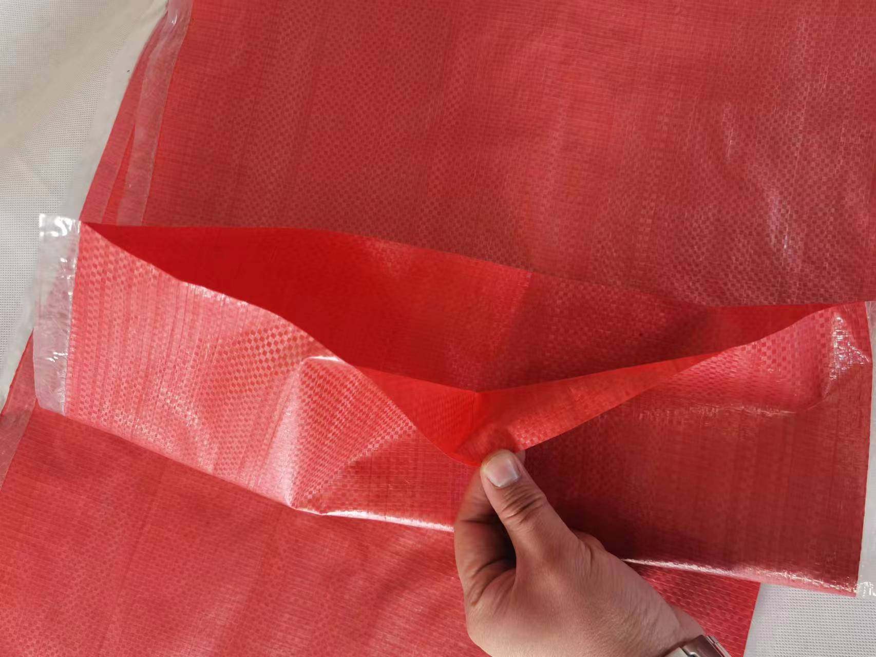 Оптовая продажа усиленных ламинированных плетеных мешков водонепроницаемых мешков "змеиная кожа" большого размера для переезда, мешков из мешковины, упаковочных мешков для курьерской и логистической доставки