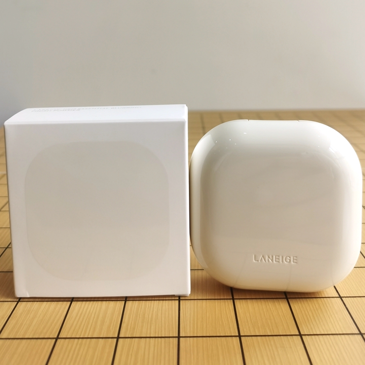Пудра-эссенция для мягкого фокуса Laneige New Glow, рассыпчатая фиксирующая пудра 7г, стойкий контроль масла, увлажнение, консилер, легкий контуринг