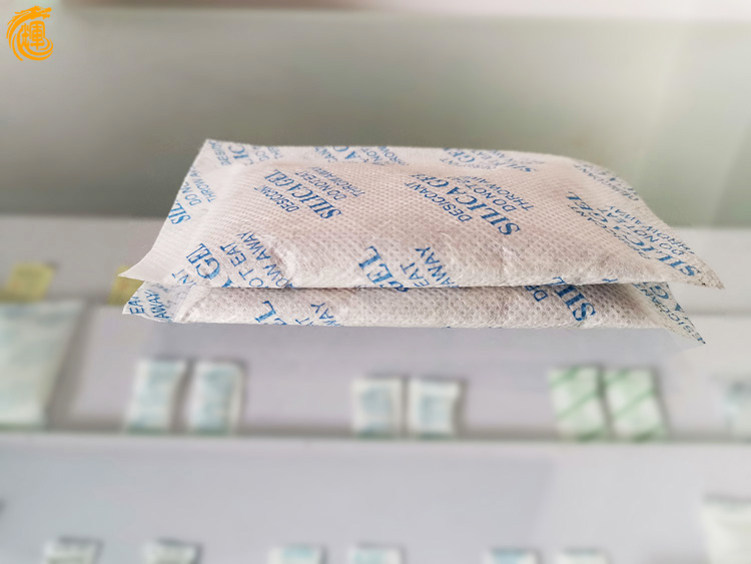 Осушитель 20 г из нетканого материала с минеральным влагопоглотителем для пищевой, электронной, хозяйственной и промышленной упаковки больших объемов