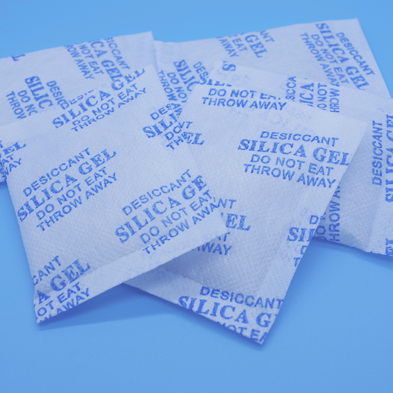 Отличный 10-граммовый силикогелевый осушитель в нетканом мешочке на английском языке для электронных изделий и металлических деталей