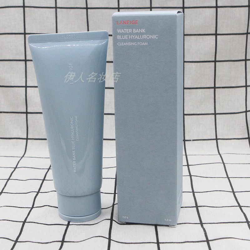Увлажняющая пенка для умывания и снятия макияжа Laneige Water Bank с гиалуроновой кислотой 150 мл