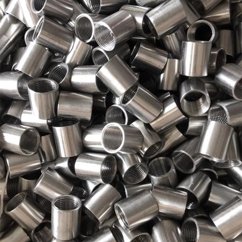 304 нержавеющая сталь с гладкой внутренней резьбой сварная внутренняя резьба круглая труба 316 водопроводная труба прямой соединитель размеры 2分 3分 4分 6分 1 дюйм 2 дюйма