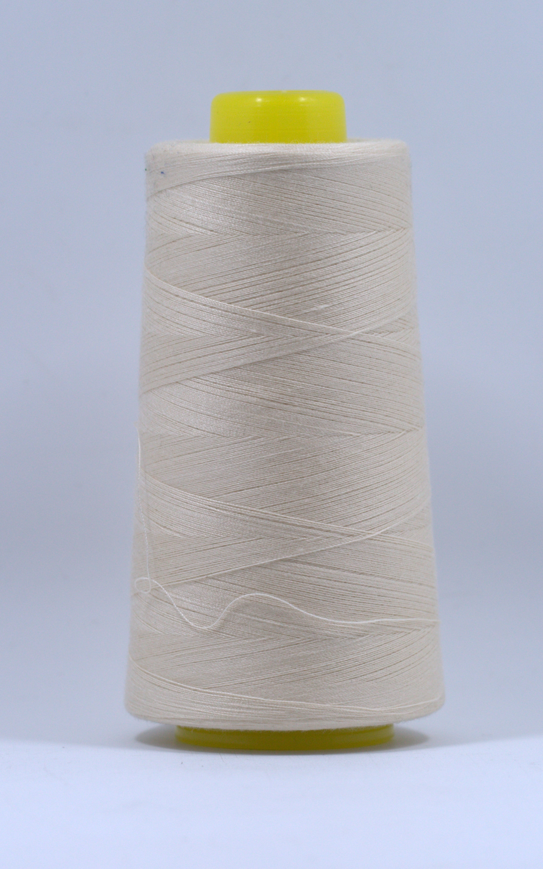 Швейная нить марки Лиулин, бежевая 40s/2, 3000 ярдов, высокоскоростная полиэстеровая нить, бесплатная доставка при заказе от 30 юаней