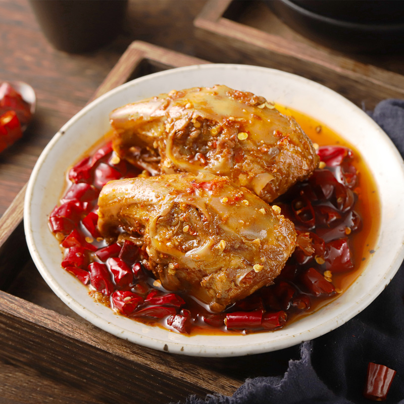 Острый кроличий головной деликатес Сяо Сан По 200г*4 упаковки, сычуаньский специалитет, закуска, бабушка из Двойного Потока, популярная в Чэнду