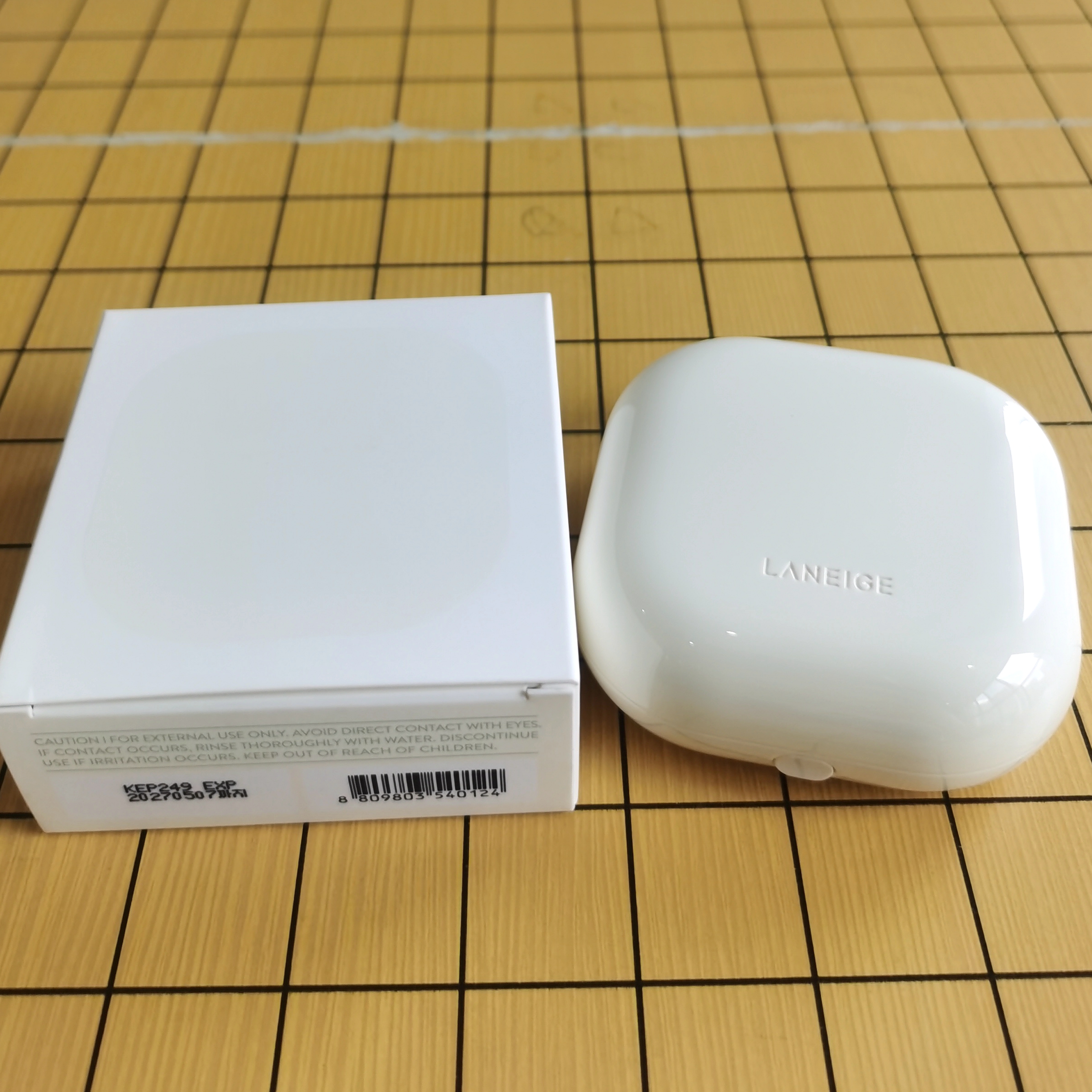 Пудра-эссенция для мягкого фокуса Laneige New Glow, рассыпчатая фиксирующая пудра 7г, стойкий контроль масла, увлажнение, консилер, легкий контуринг