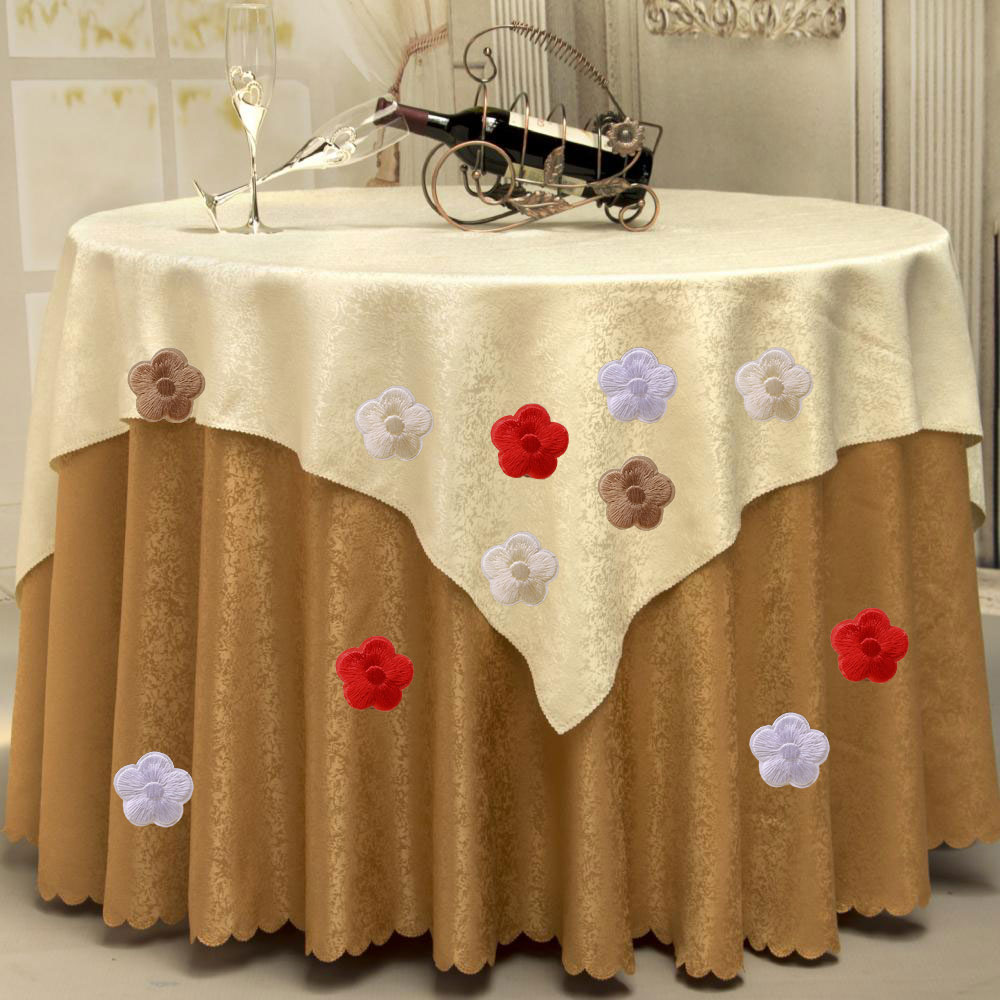 Вышитая заплата с маленькой сливы с клеящейся основой – термонаклейка с цветочным узором для одежды и скатертей