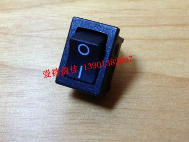 Импортированный из Тайваня микро-переключатель Hongju MR-1-110-C5N корабельного типа с 2 серебряными контактами 15ммx21мм