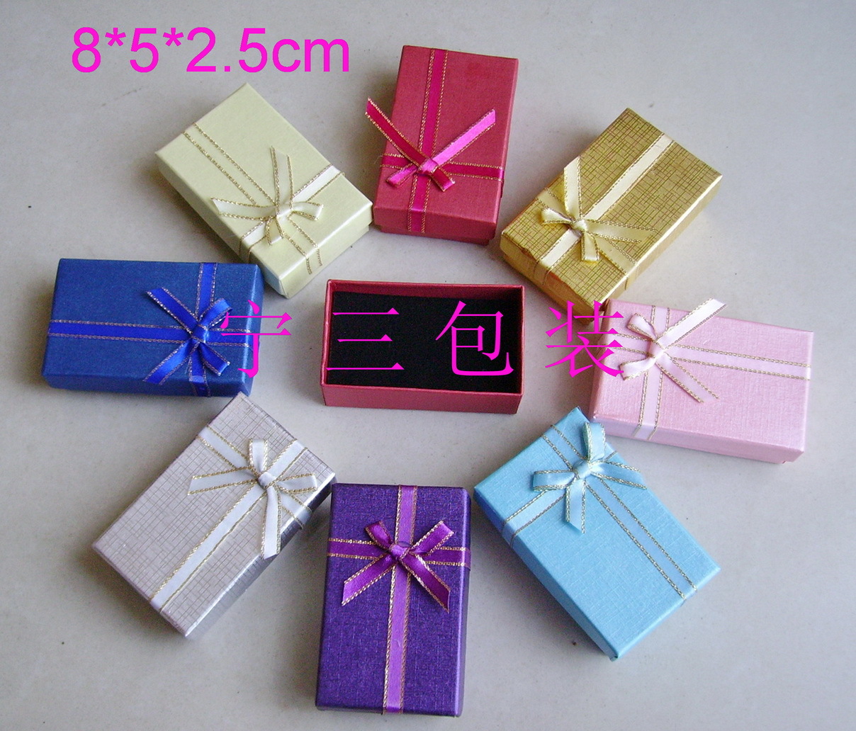 Золотая и серебряная коробка для цепочек Многофункциональная коробка для ювелирных изделий Упаковочная коробка 8*5*2,5см