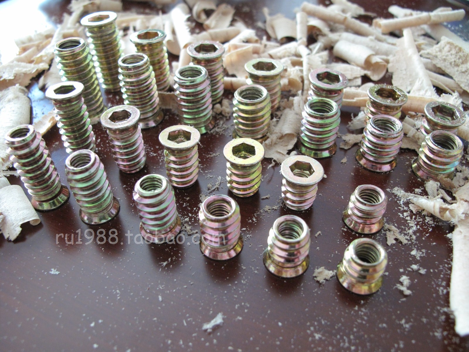 Железная гайка Внутренняя и внешняя резьба Мебельная встраиваемая гайка Мебельная гайка M6 с шайбой M8 с шайбой M10 с шайбой