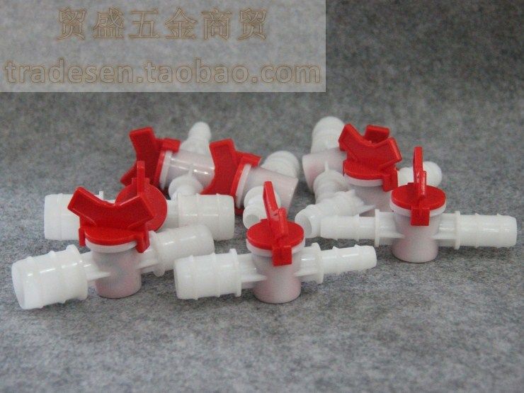 Шланговый клапан Шланговая башенка Шаровой клапан Пластиковый быстродействующий клапан Соединитель шланга Клапан переключения Переходник