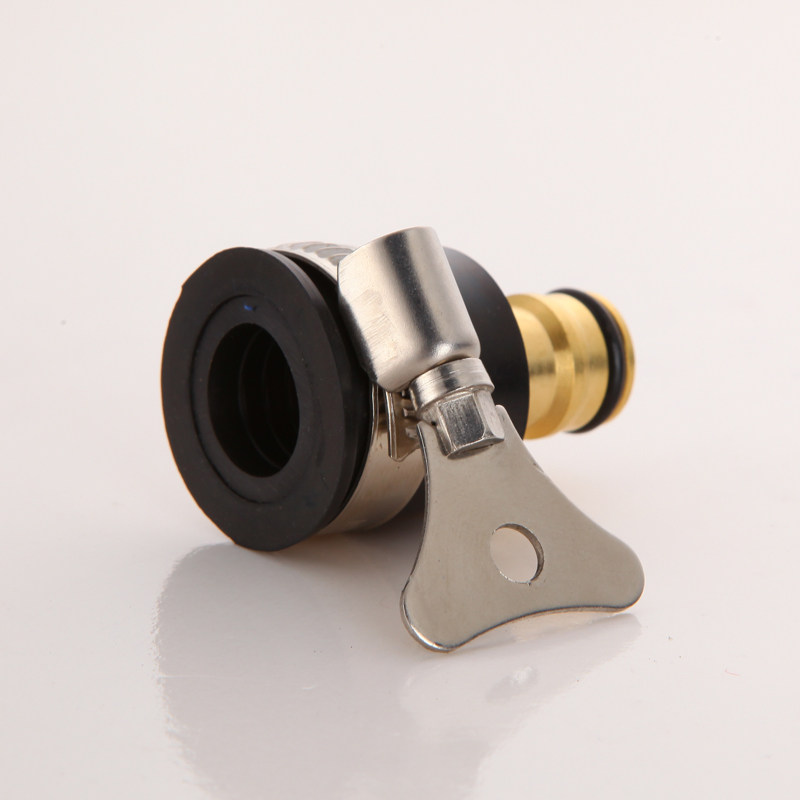 Многофункциональный адаптер для соединения шланга мойки автомобиля с краном умывальника и стиральной машины