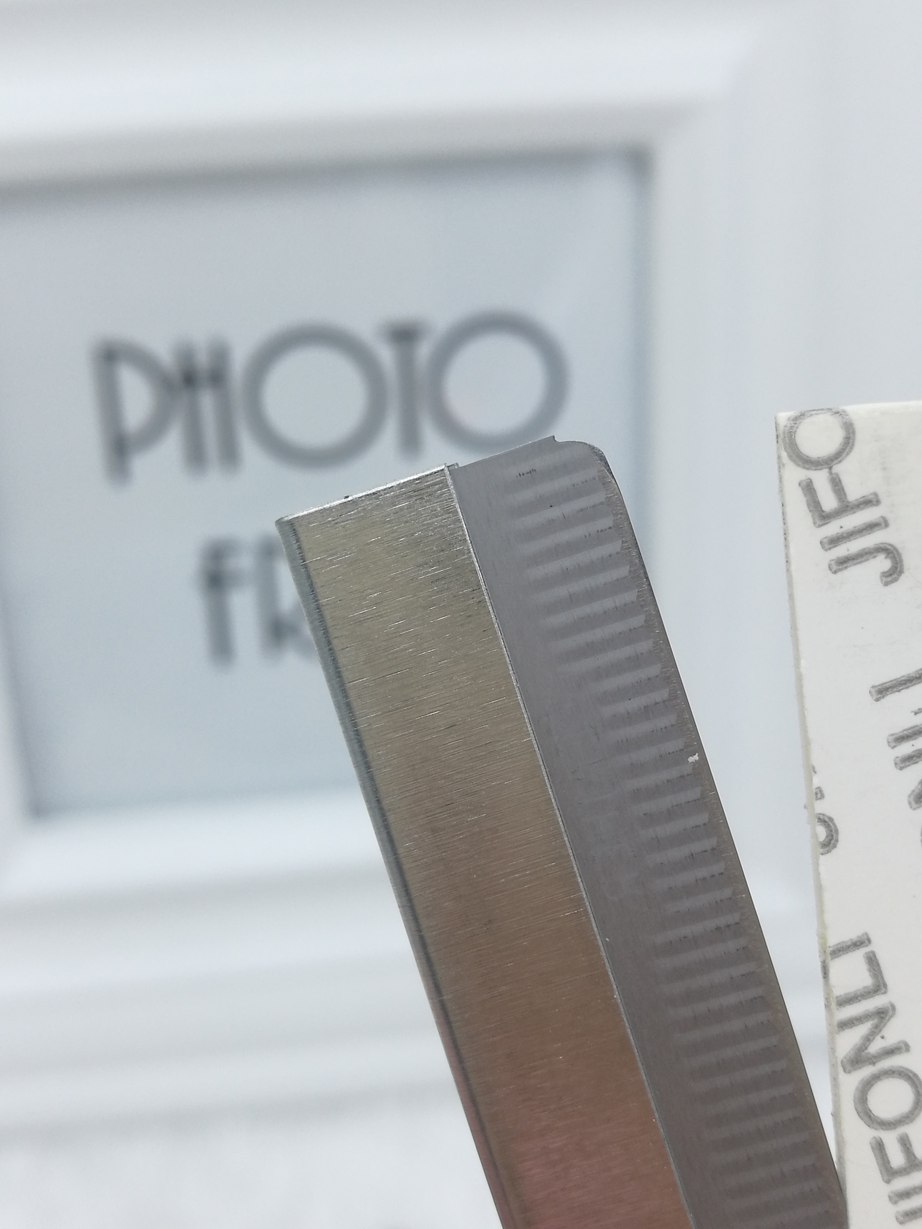 Оригинальный набор лезвий и скребков для бровей Feather для визажистов и фотостудий