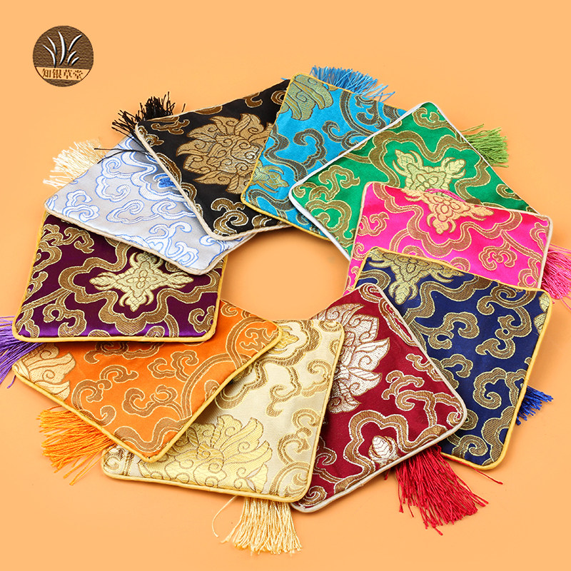 Мешочек из атласа с молнией и узором «Облака счастья» для украшений, культовых предметов, амулетов, четок, браслетов и мелочи