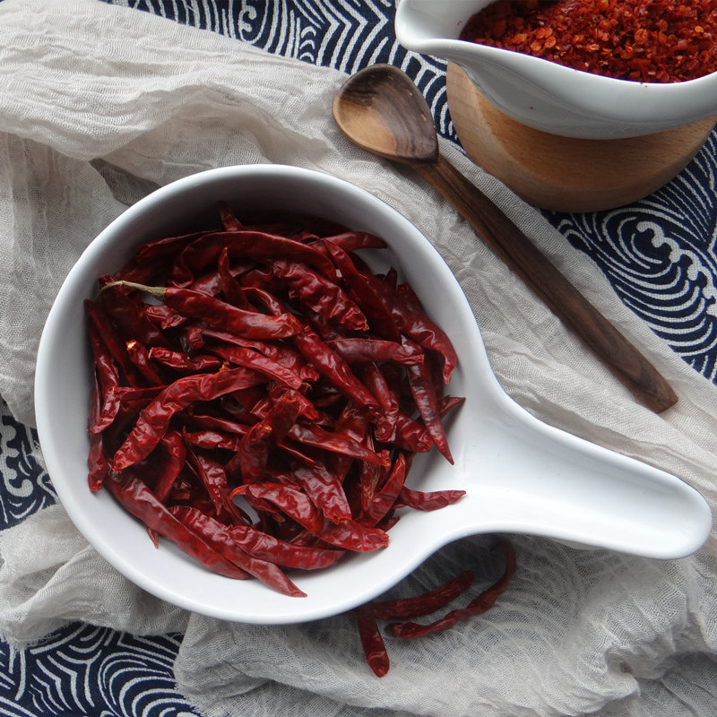 Очень острый перец Супер острый перец 100 г Дикий горный перец Сушеный король перца