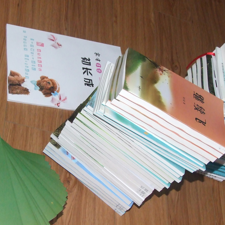 Печать родословных книг, генеалогических записей, мемуаров, корпоративных брошюр, альбомов, автобиографий и квадратных карточек на заказ от одного экземпляра