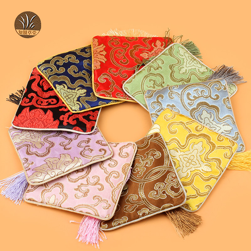 Мешочек из атласа с молнией и узором «Облака счастья» для украшений, культовых предметов, амулетов, четок, браслетов и мелочи