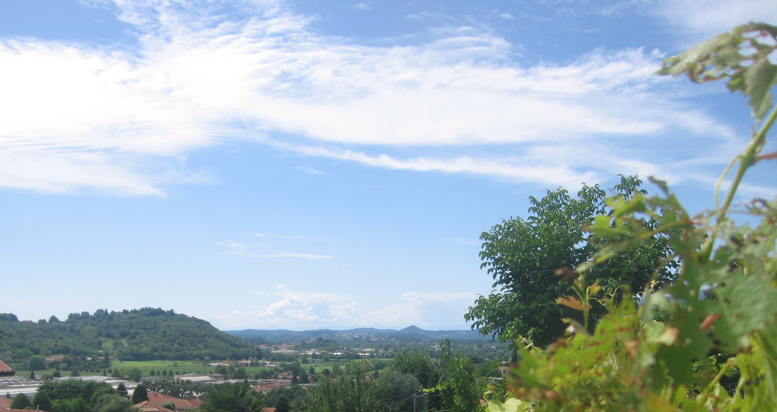immagine della webcam nei dintorni di Valsecca: webcam Oggiono