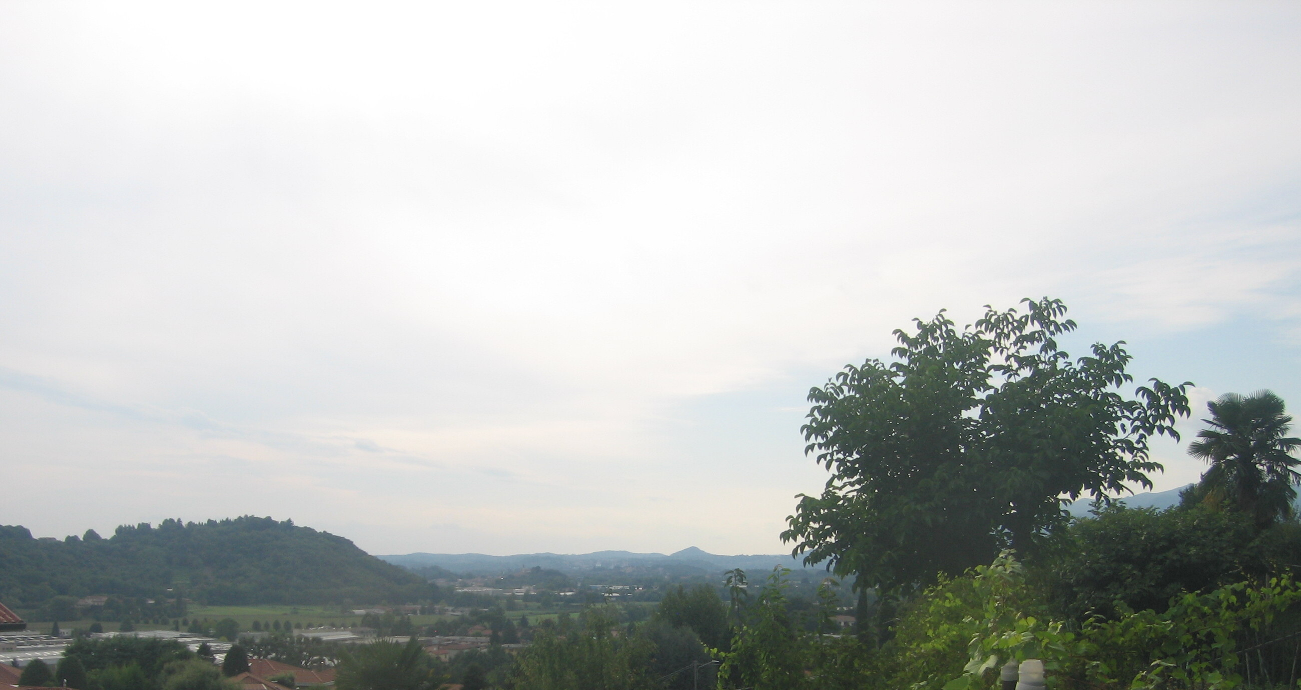 immagine della webcam nei dintorni di Malgrate: webcam Oggiono