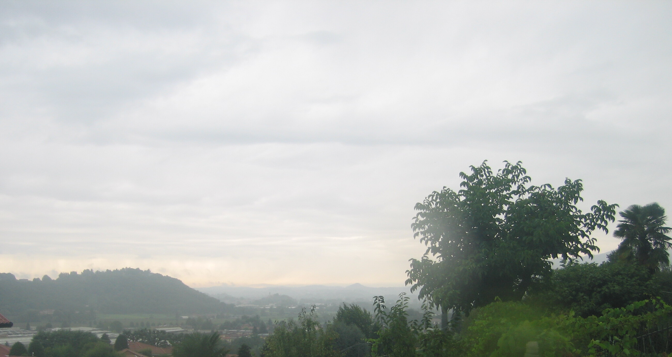 immagine della webcam nei dintorni di Cornate d'Adda: webcam Oggiono