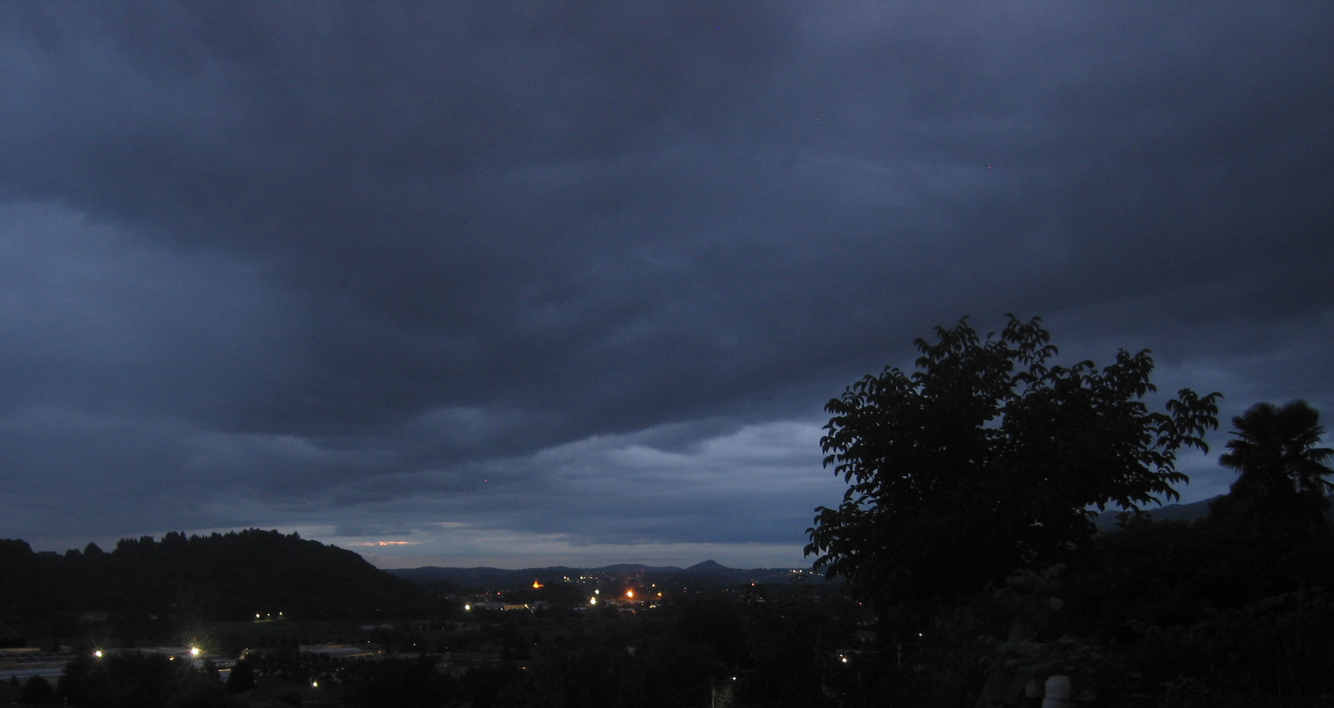 immagine della webcam nei dintorni di Alzate Brianza: webcam Oggiono