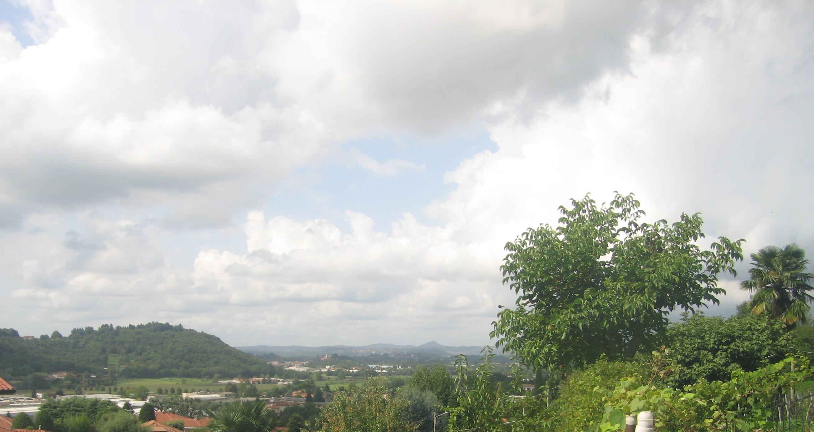 immagine della webcam nei dintorni di Sirtori: webcam Oggiono